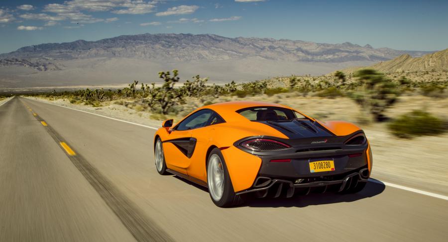  McLaren 570S Coupe 2015 года  (фото 35 из 38)